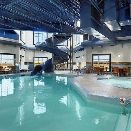 Canalta Hotel Moosomin Luaran gambar