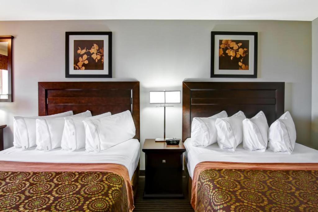 Canalta Hotel Moosomin Luaran gambar
