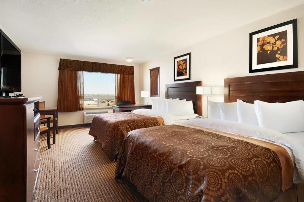 Canalta Hotel Moosomin Luaran gambar