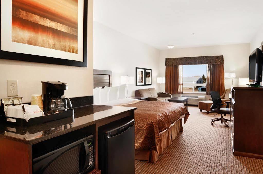 Canalta Hotel Moosomin Luaran gambar