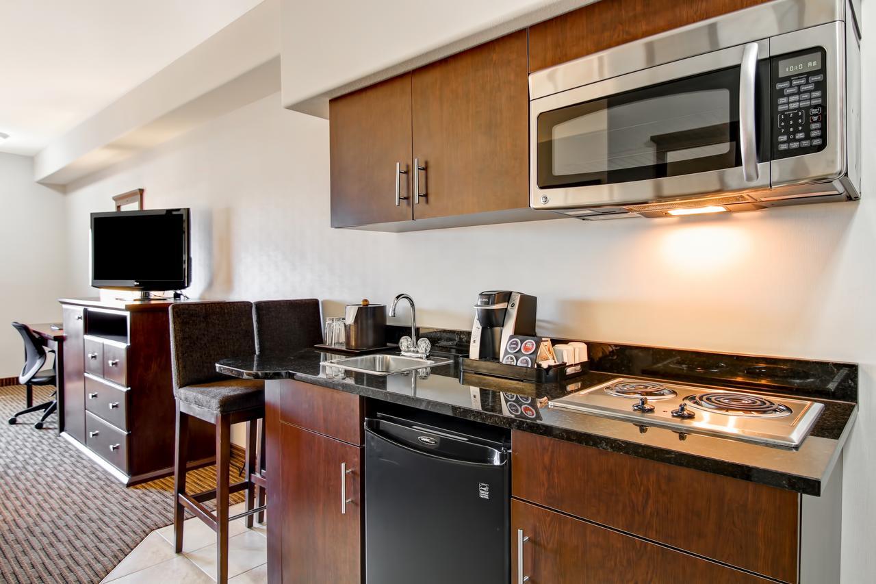 Canalta Hotel Moosomin Luaran gambar